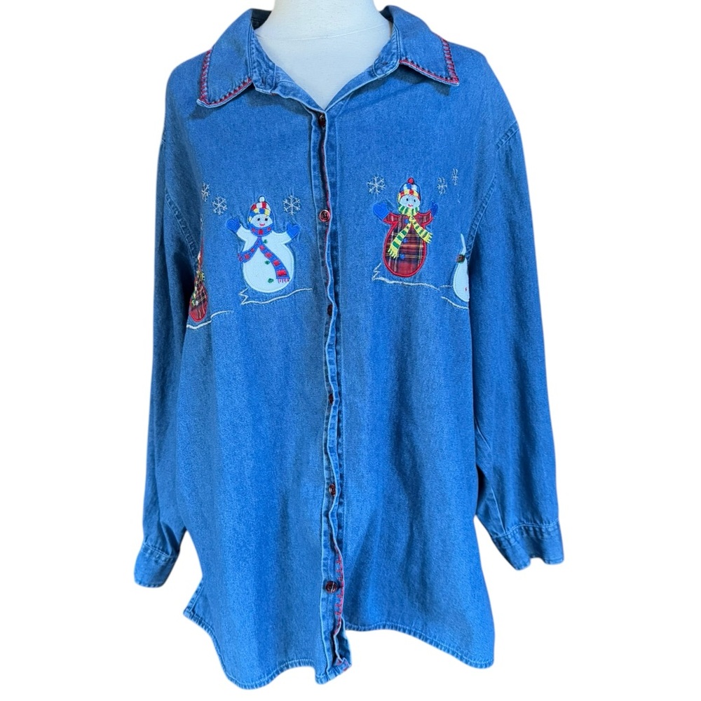 1990s White Stag Embroidered Holiday Chambray/Denim Button Down Shirt